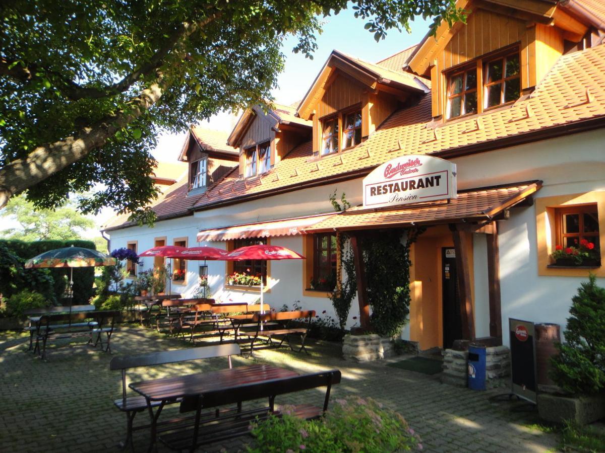 Pension & Restaurant U Konske Drahy Holkov Velešín エクステリア 写真